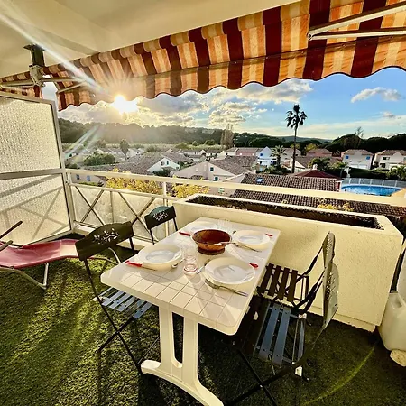 T2 Climatise Proche Avec Terrasse Et Garage - Fr-1-816-14 Apartment Le Lavandou